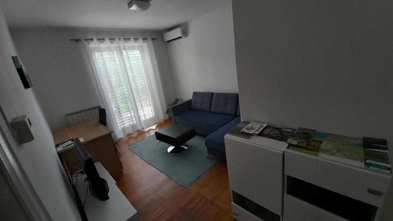 Apartma Nona Roza Zgornje Skofije Luaran gambar
