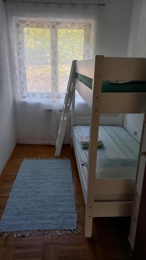 Apartma Nona Roza Zgornje Skofije Luaran gambar